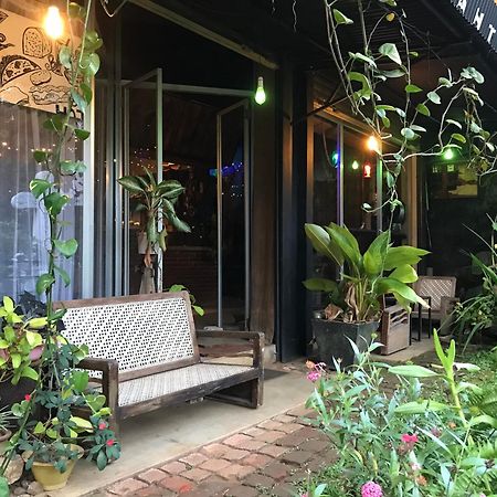 La Pinchi " Pinchi'S Bed " Hotel Gampola Exterior foto